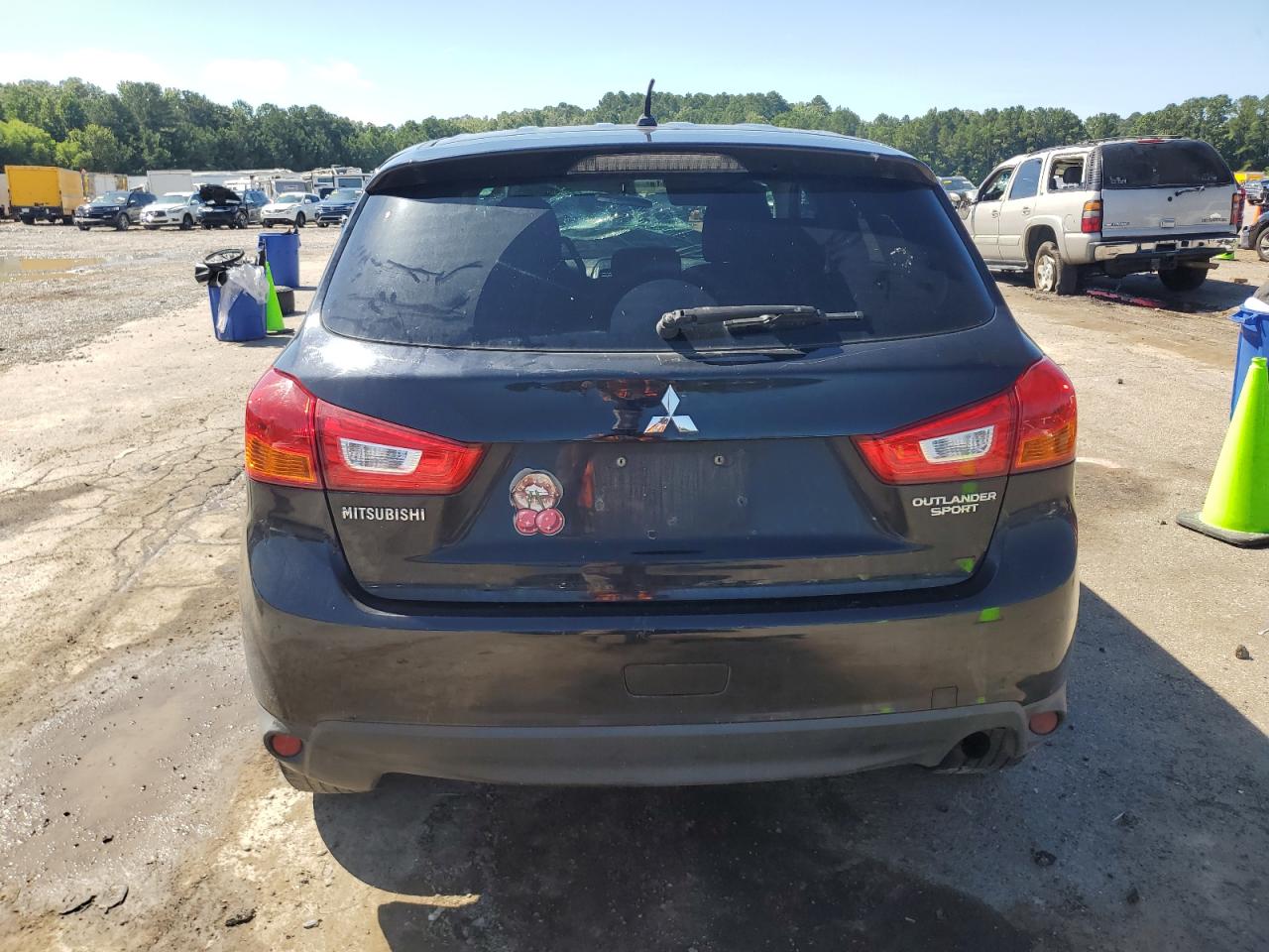 MITSUBISHI OUTLANDER ES