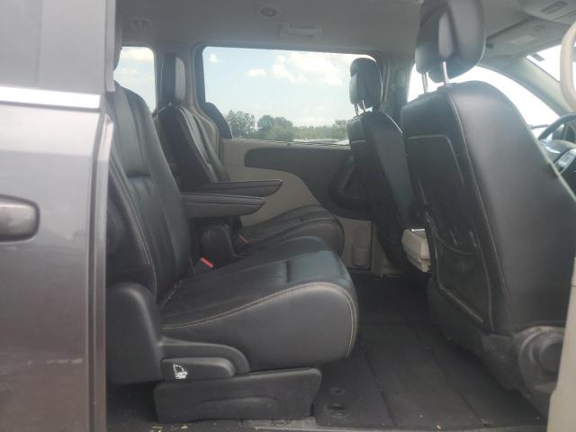 2016 CHRYSLER TOWN & COU 2C4RC1BG2GR199616