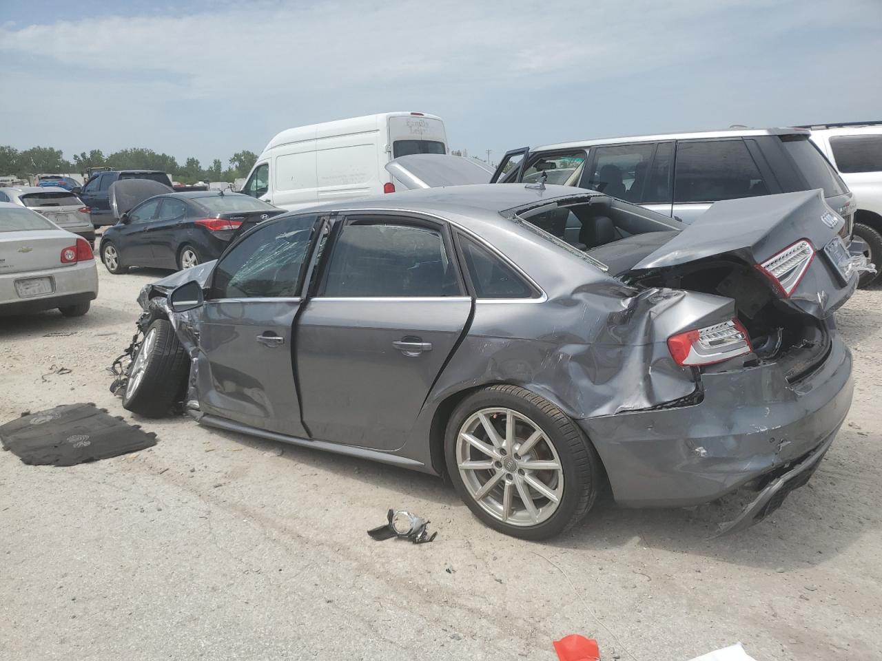 AUDI A4 PREMIUM PLUS