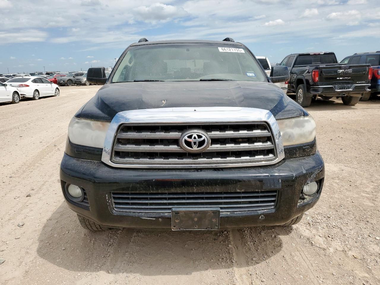 TOYOTA SEQUOIA SR5