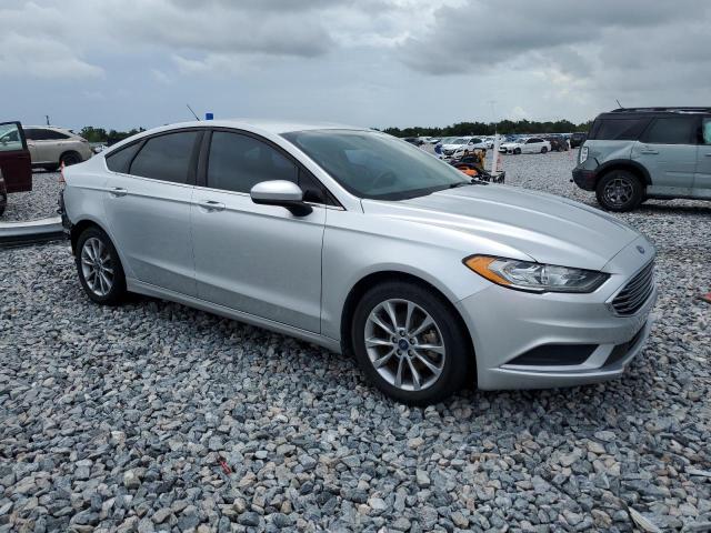 Vin: 3fa6p0hd1hr402897, lot: 63390775, ford fusion se 20174