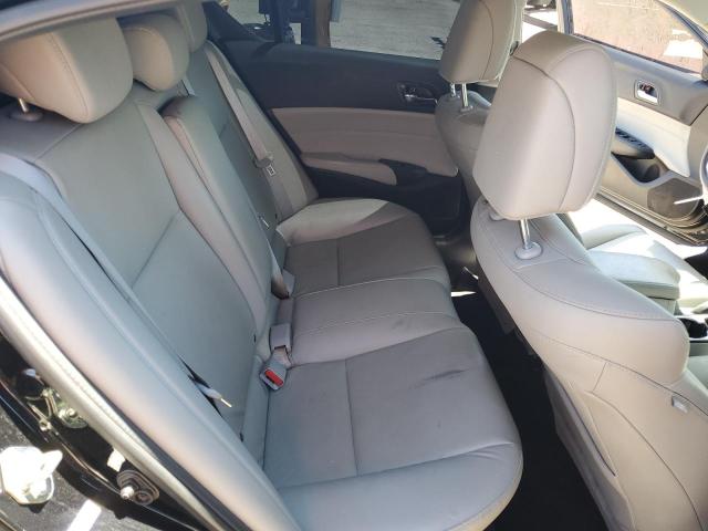 2017 ACURA ILX BASE W 19UDE2F33HA011856