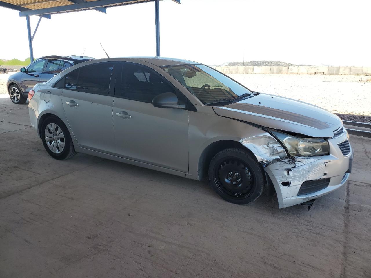 Chevrolet Cruze ls 2013