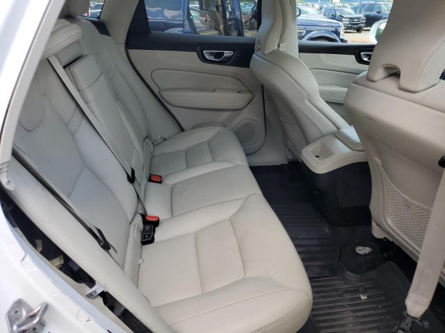 2021 VOLVO XC60 T5 MO YV4102RK2M1738545