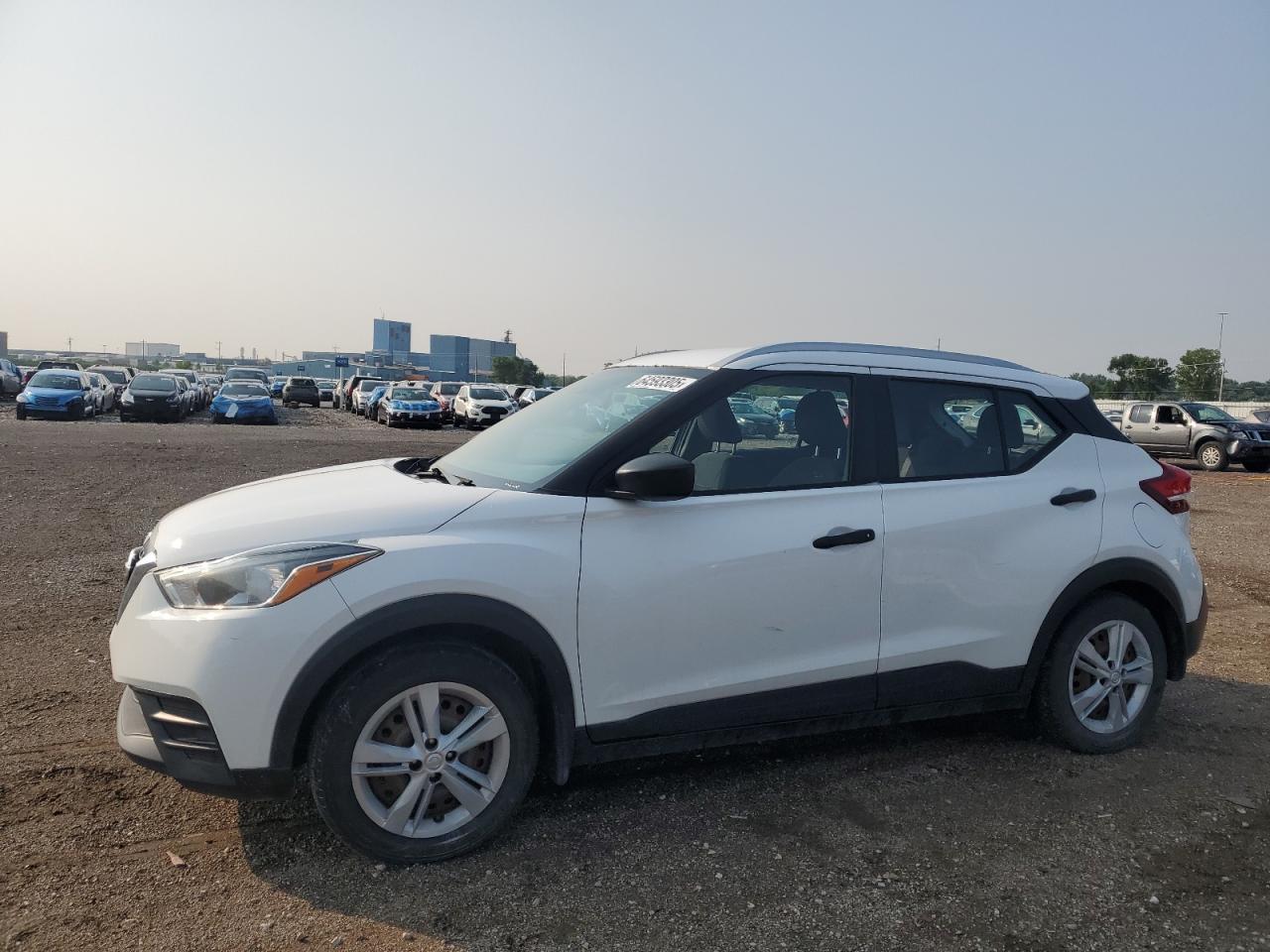 NISSAN KICKS S