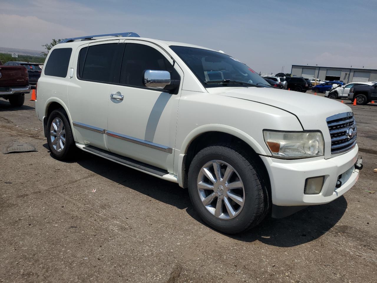 INFINITI QX56
