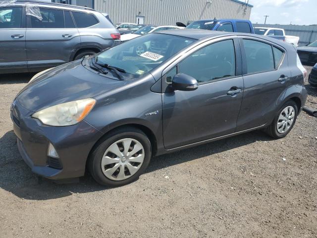 TOYOTA PRIUS C