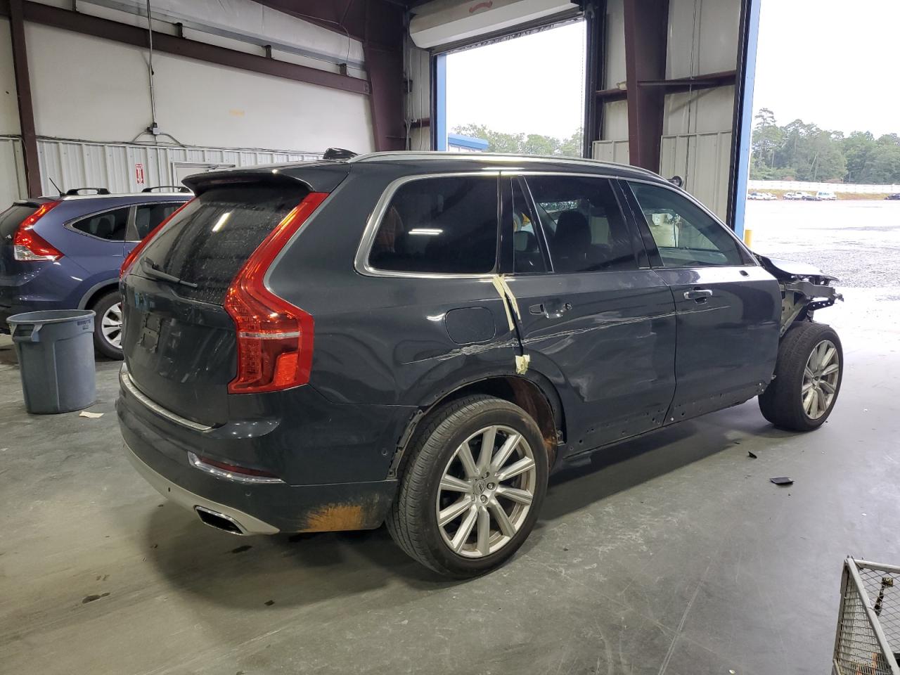 VOLVO XC90 T6