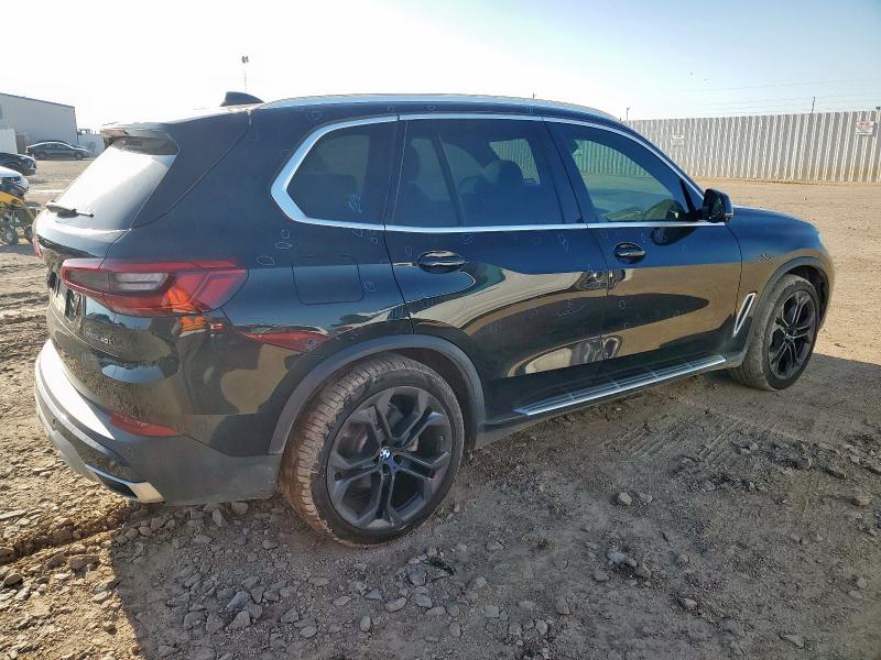 2019 BMW X5 XDRIVE4 5UXCR6C55KLK79703