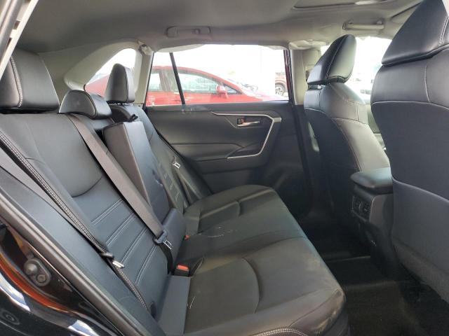 2022 TOYOTA RAV4 XLE P JTMB6RFV4NJ022213