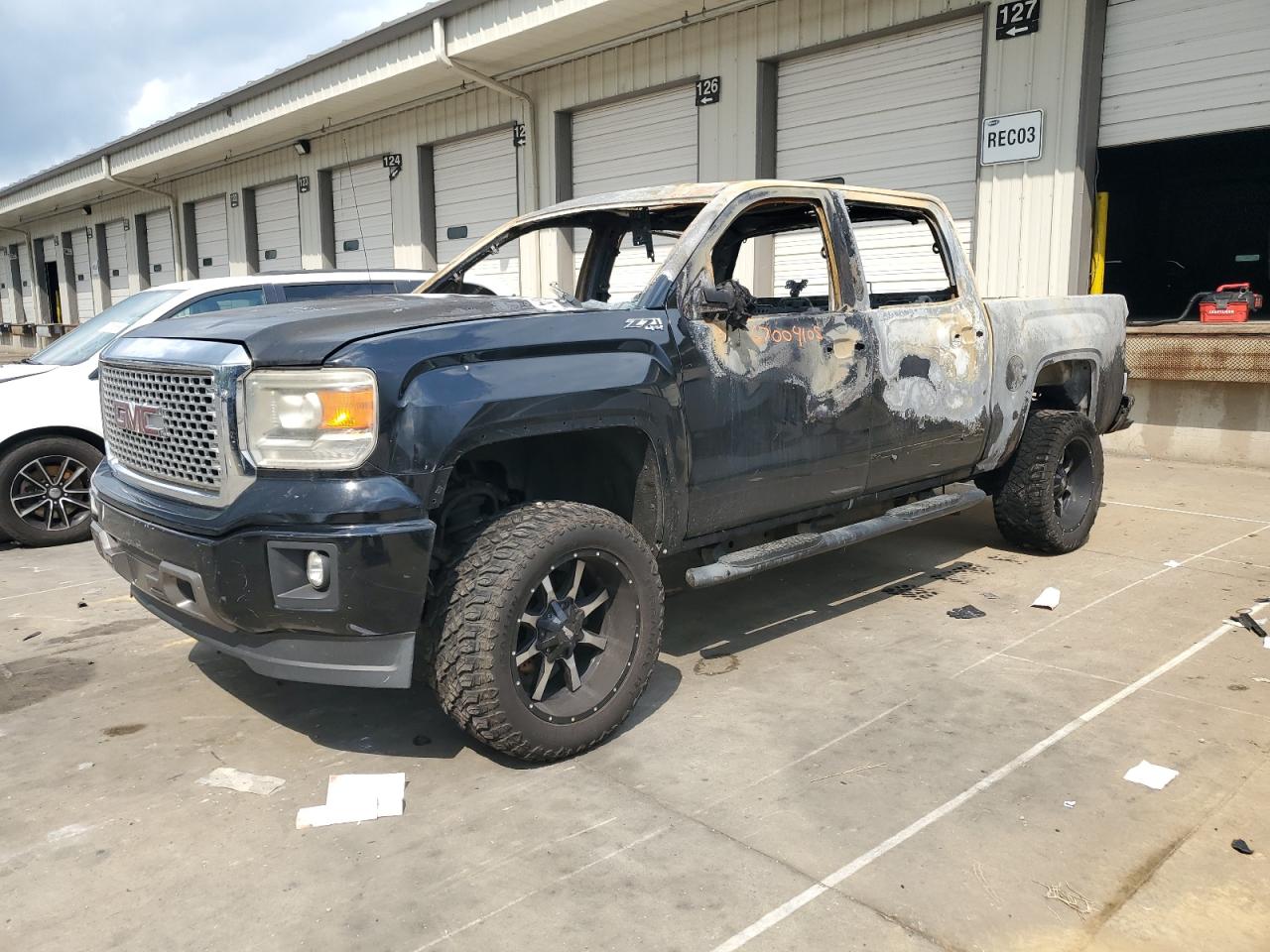 GMC SIERRA K1500 SLT