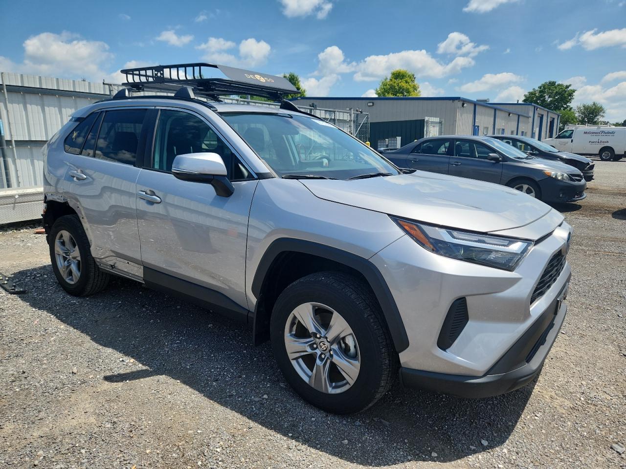 TOYOTA RAV4 XLE