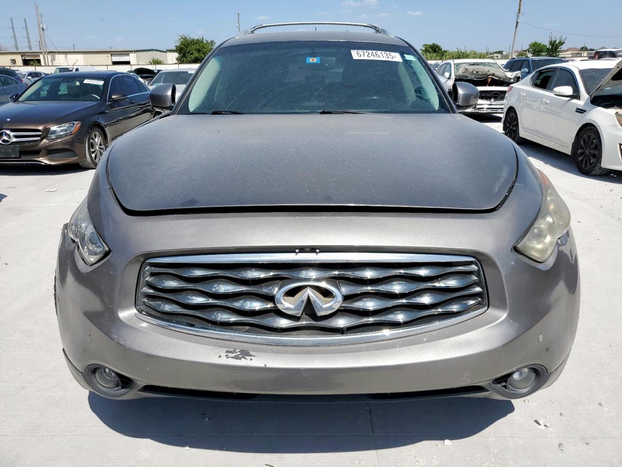 INFINITI FX35