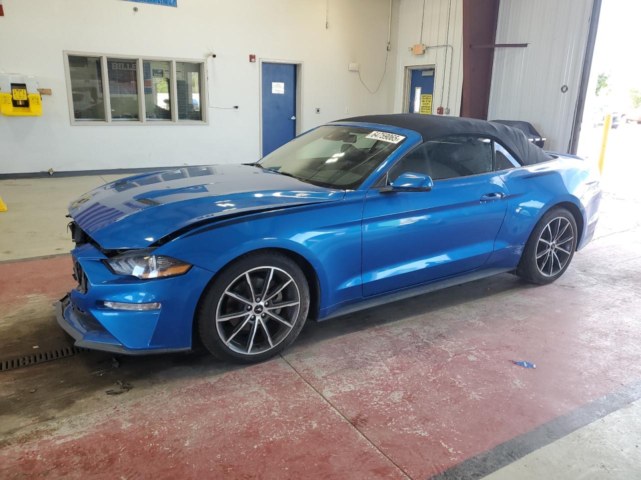 FORD MUSTANG