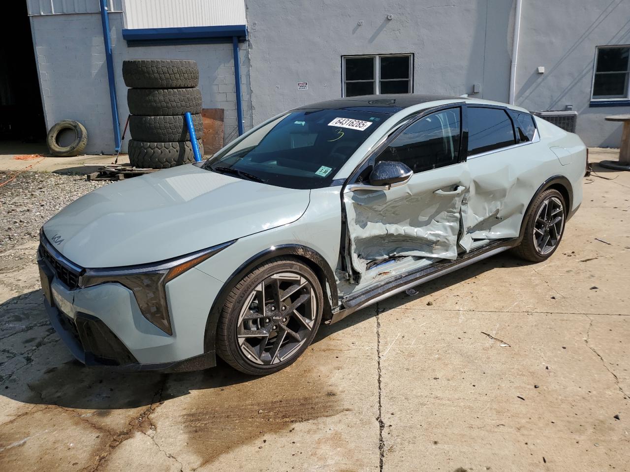 KIA K4 GT LINE