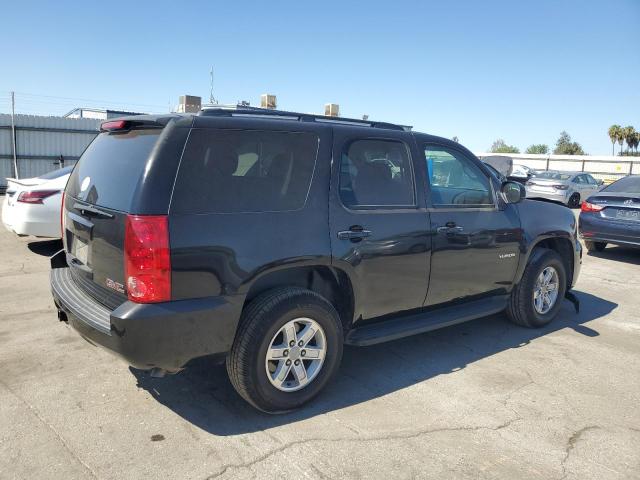 2011 GMC YUKON SLE - 1GKS1AE05BR320390