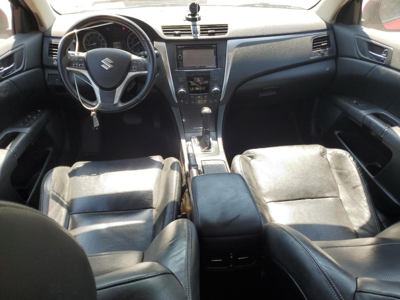 SUZUKI KIZASHI SPORT SLS