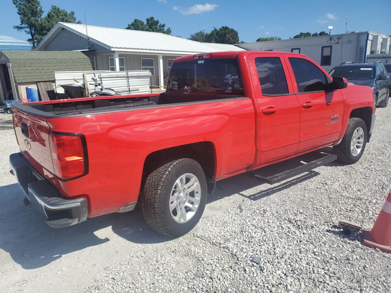 CHEVROLET SILVERADO C1500 LT