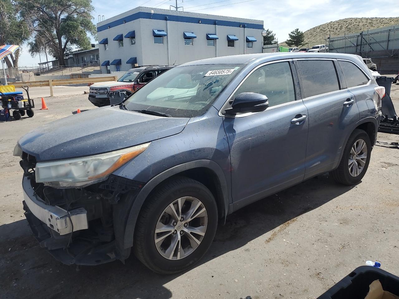 TOYOTA HIGHLANDER LE