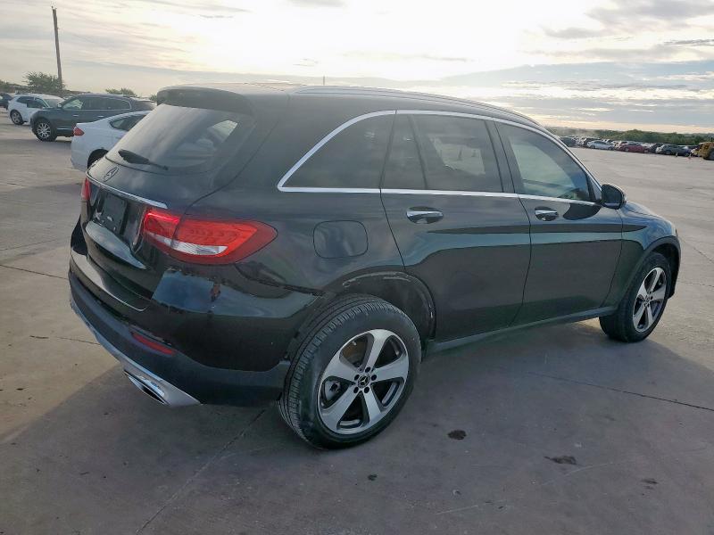 MERCEDES-BENZ GLC 300 2019 black  gas WDC0G4JB0KV171740 photo #4