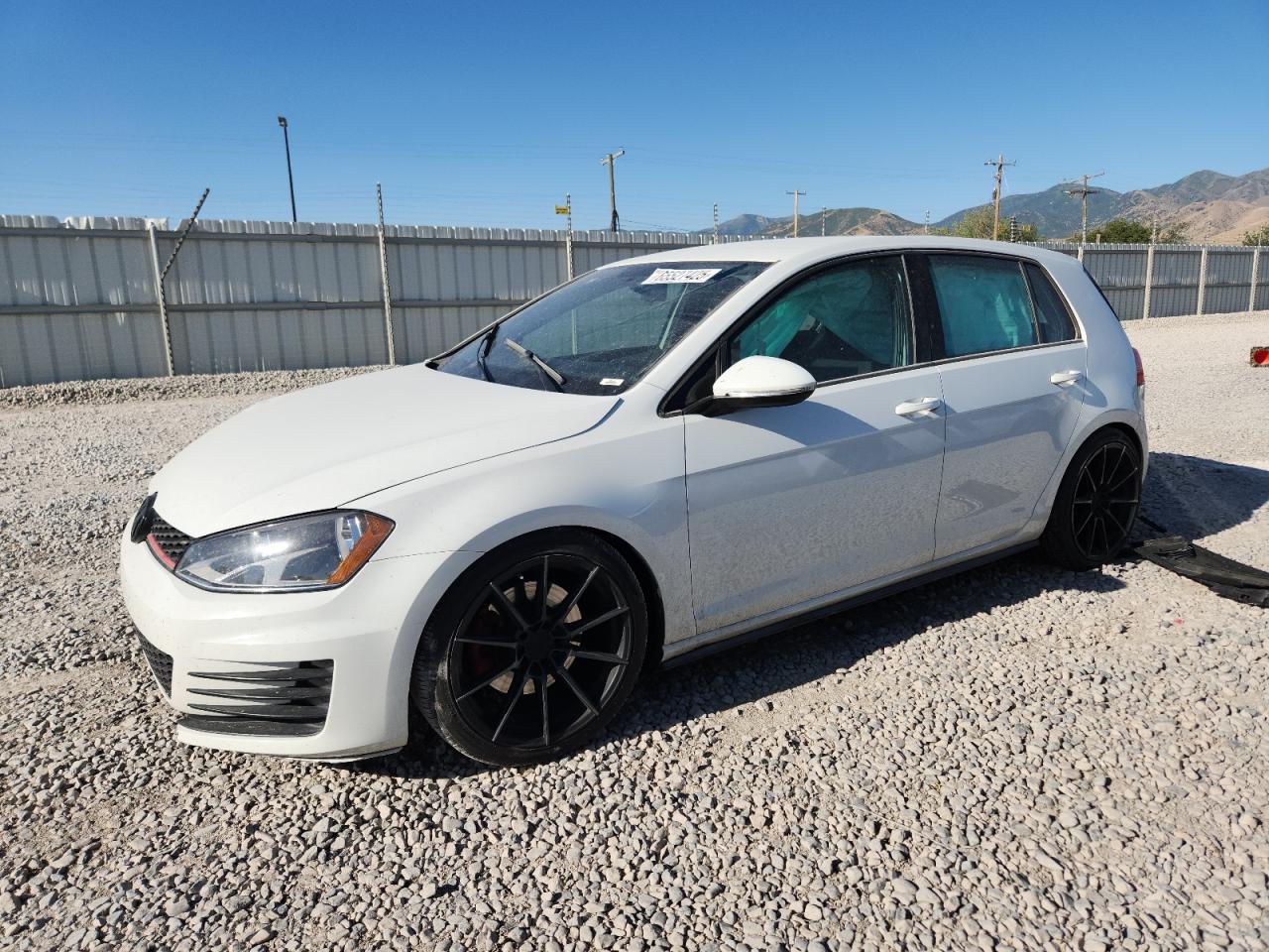 VOLKSWAGEN GOLF GTI S/SE