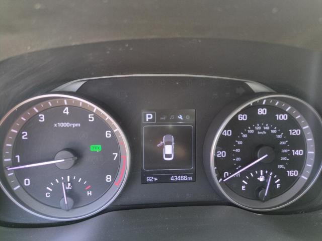 2018 HYUNDAI ELANTRA SE 5NPD84LF5JH277345