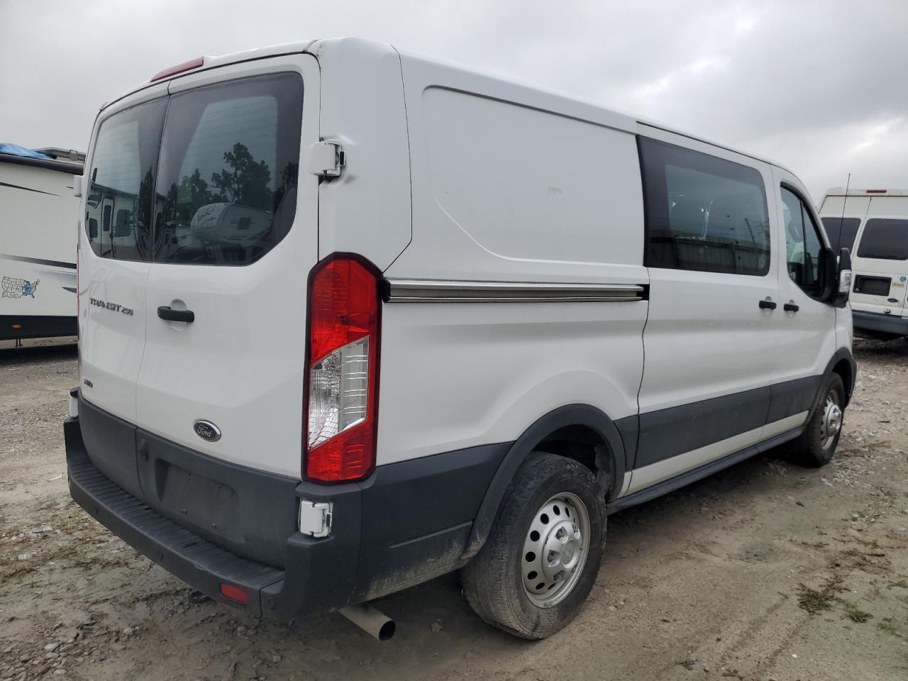 FORD TRANSIT T-250