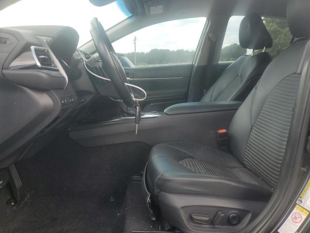 2018 TOYOTA CAMRY L 4T1B11HK0JU021003