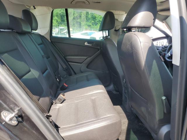 2017 VOLKSWAGEN TIGUAN WOL WVGSV7AX4HK022111