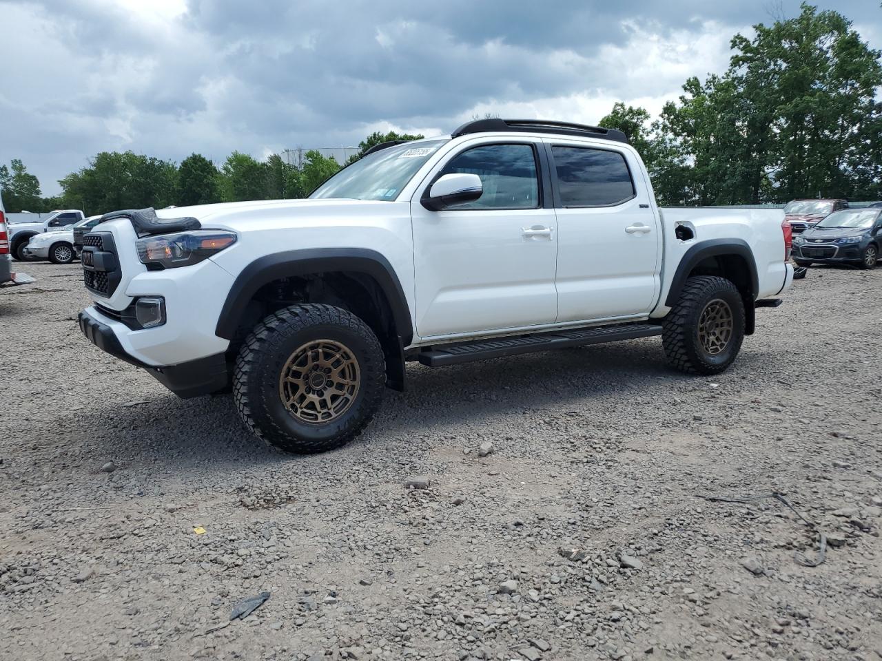 TOYOTA TACOMA DOUBLE CAB