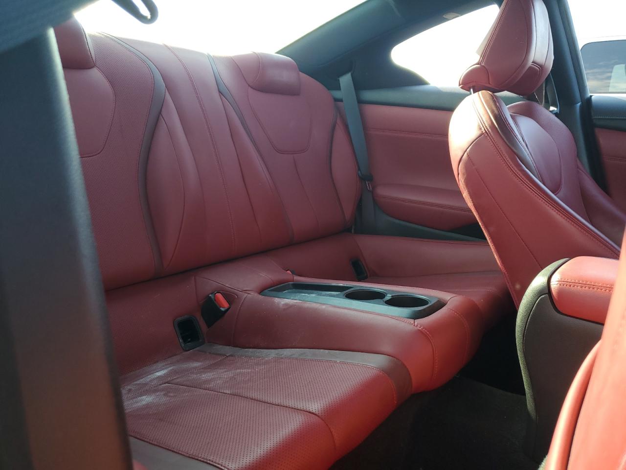 INFINITI Q60 LUXE 300