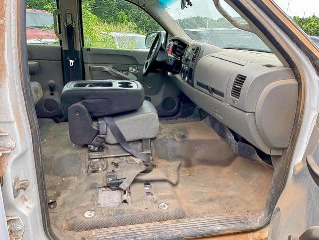 1GB1CVCGXBF144516 2011 CHEVROLET ALL Models