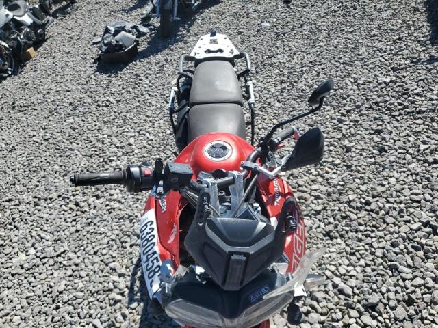 2018 TRIUMPH MOTORCYCLE TIGER 800 SMTE09BF0JT877410