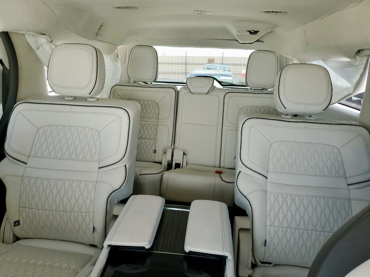 LINCOLN NAVIGATOR L BLACK LABEL