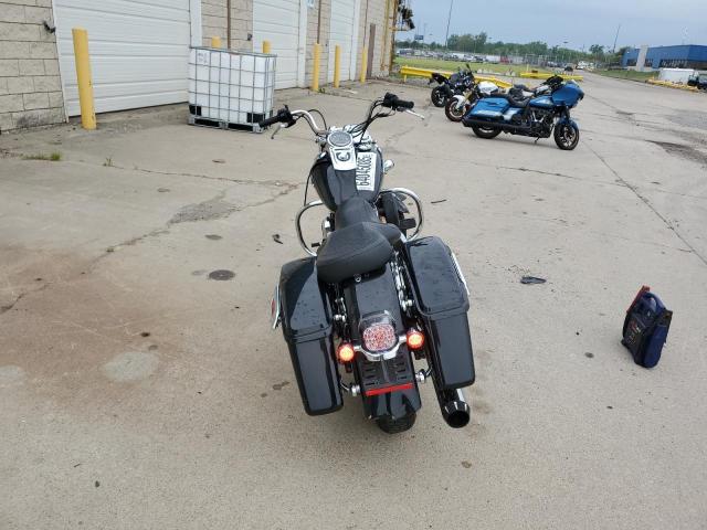 2016 HARLEY-DAVIDSON FLD SWITCH 1HD1GZM14GC302101