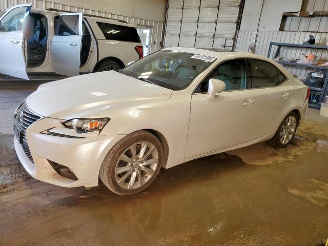 LEXUS IS 200T