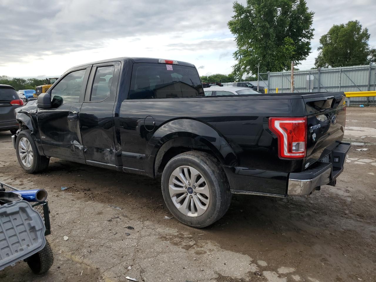 FORD F-150 SUPER CAB