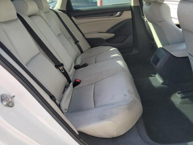 2018 HONDA ACCORD LX 1HGCV1F19JA052843