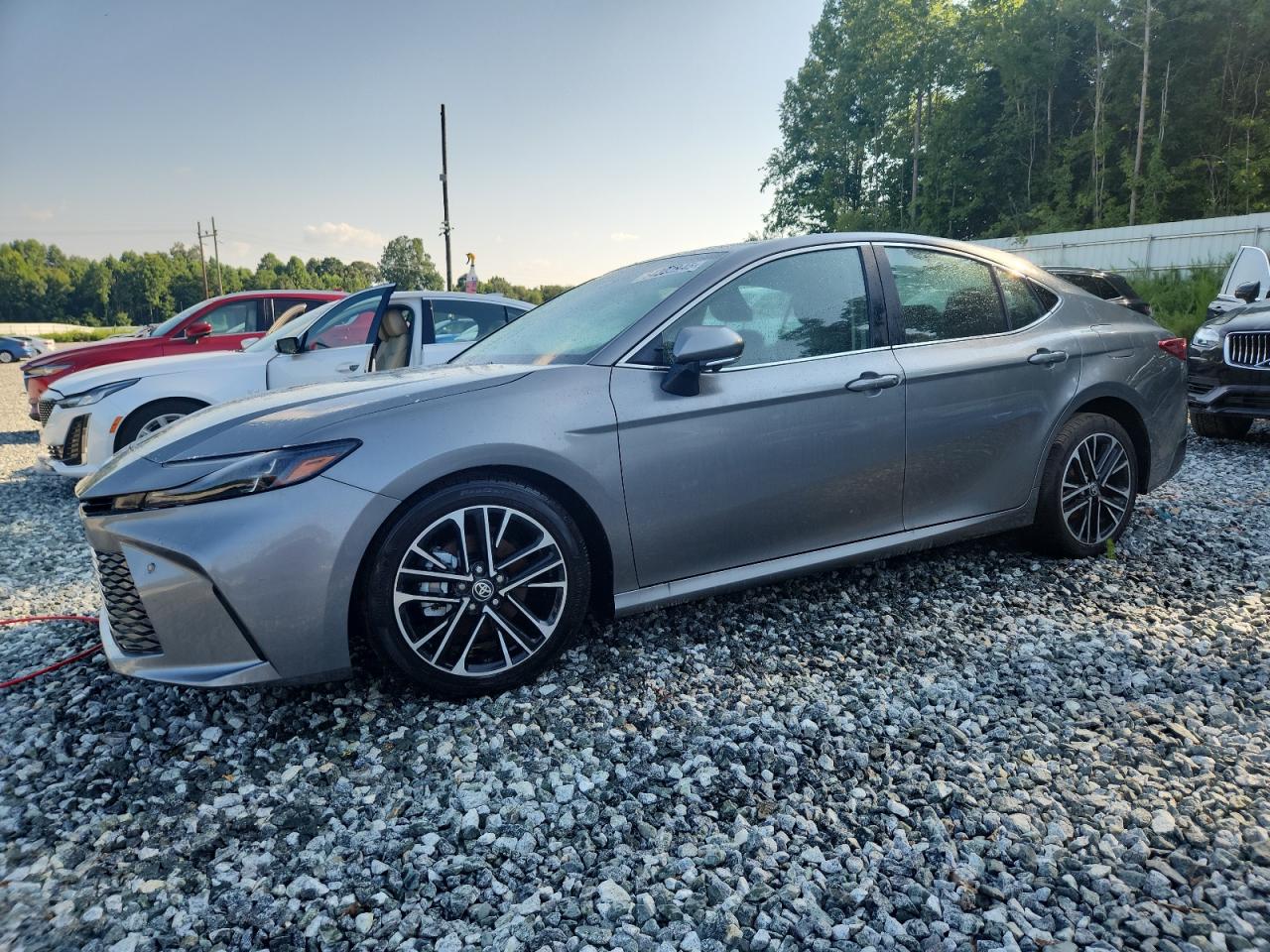 TOYOTA CAMRY XSE
