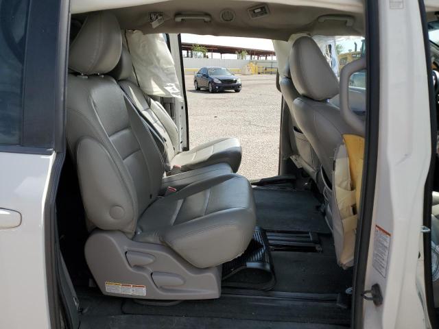 2015 TOYOTA SIENNA LE 5TDKK3DC3FS637673