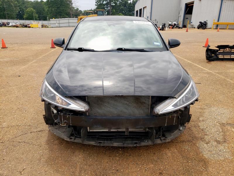 2019 HYUNDAI ELANTRA SE - KMHD84LFXKU820322