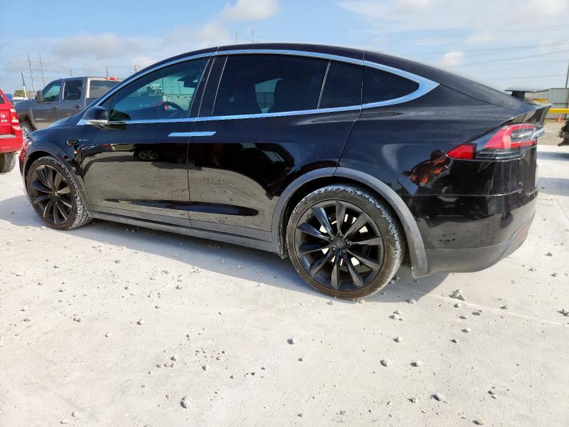 2017 TESLA MODEL X 5YJXCBE25HF044617