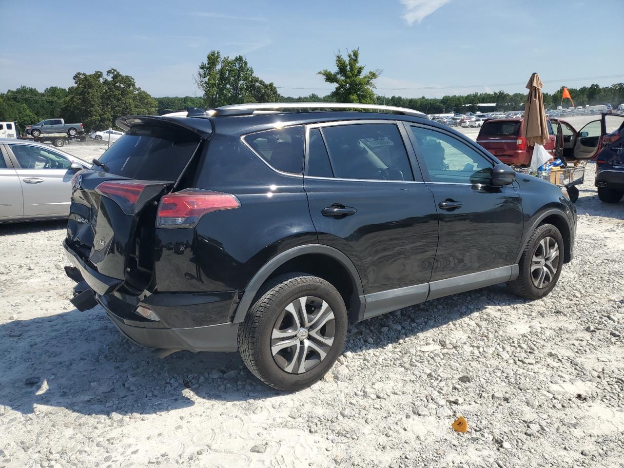TOYOTA RAV4 LE
