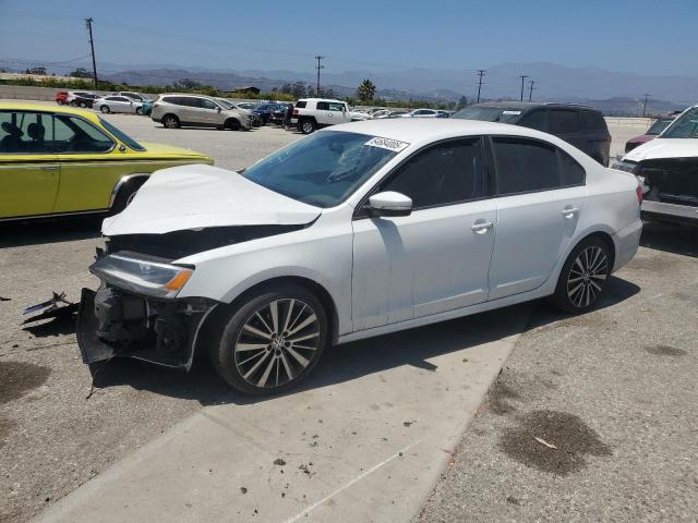 VOLKSWAGEN JETTA SE