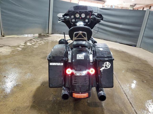 2011 HARLEY-DAVIDSON FLHX 1HD1KBM1XBB659660