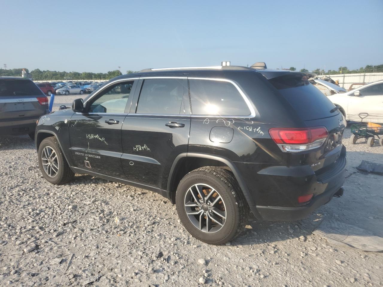 JEEP GRAND CHEROKEE LAREDO