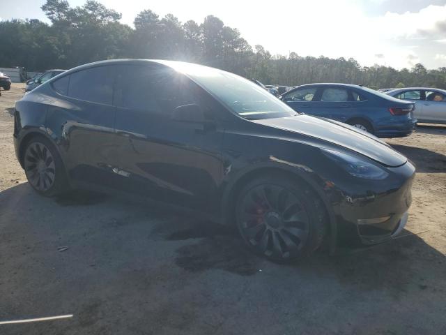 2024 TESLA MODEL Y - 7SAYGDEF9RF042526