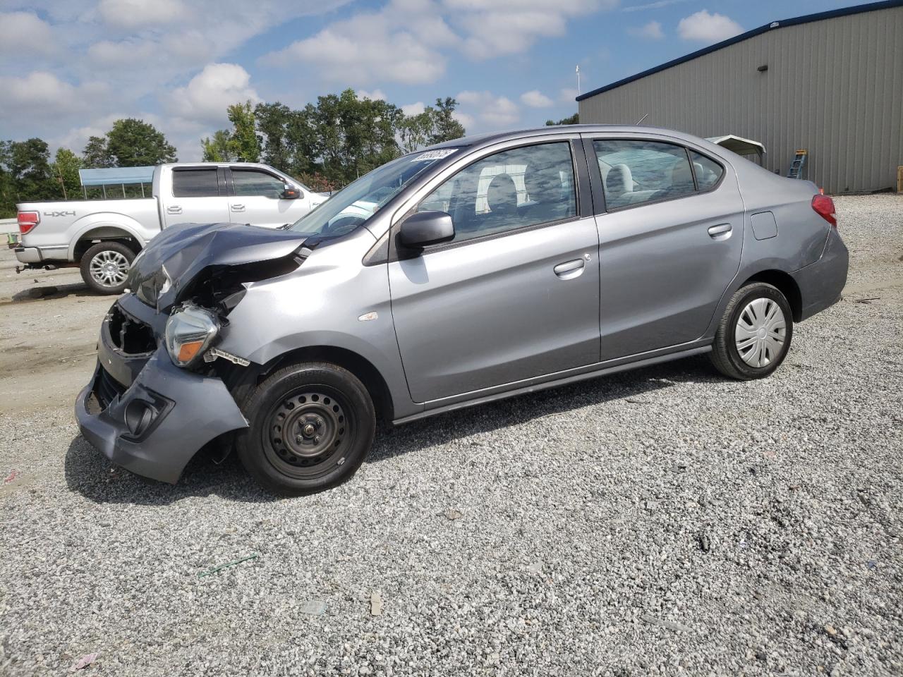 MITSUBISHI MIRAGE G4 ES