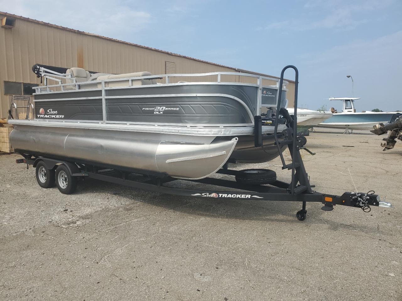 Lot #3277009241 2024 SUN TRACKER BOAT