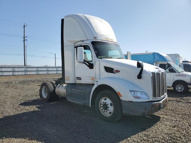 PETERBILT 579 2016 white tractor diesel 1XPBA48X5GD339577 photo #1
